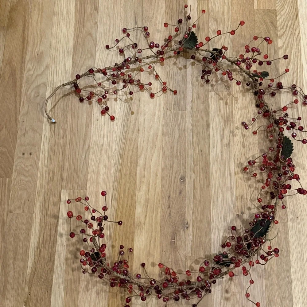 Vintage Berry Glass Bead Garland 5'